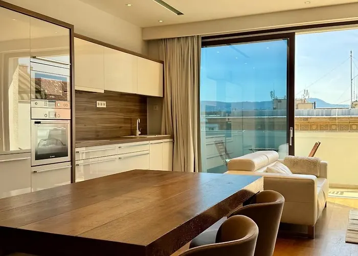 Apartament Panoramic Views - Luxury Downtown