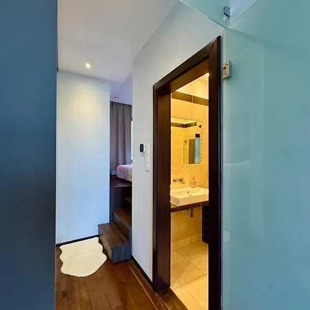 Panoramic Views - Luxury Downtown Budapest