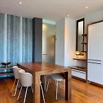 Panoramic Views - Luxury Downtown Apartment Budapest