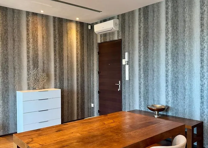 Panoramic Views - Luxury Downtown Апартаменты *